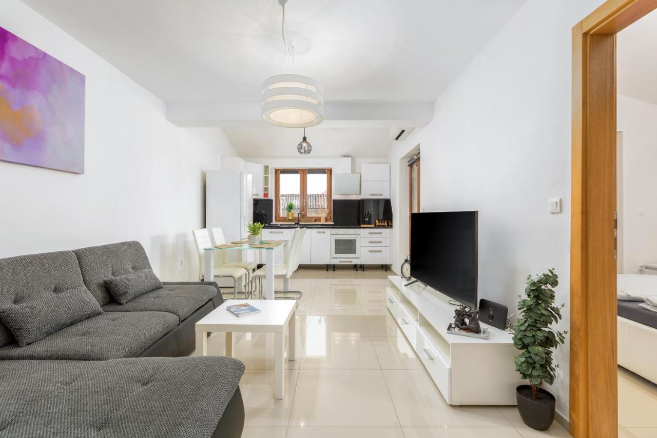 Apartment Bailey Пула Екстер'єр фото